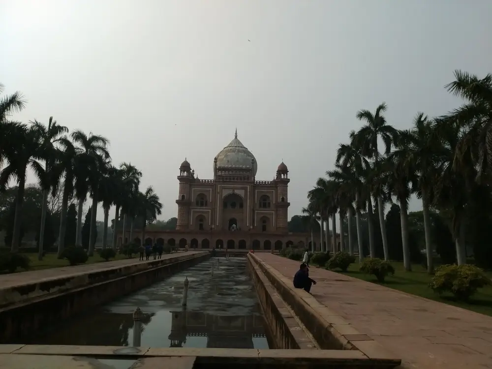 Safdarjung Enclave New Delhi – Location, Connectivity, and Life in South Delhi’s Quiet Powerhouse